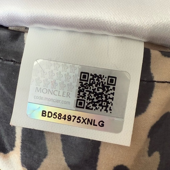 MONCLER Ivoire Giubbotto Plomb Leopard Jacket - Picture 11 of 14